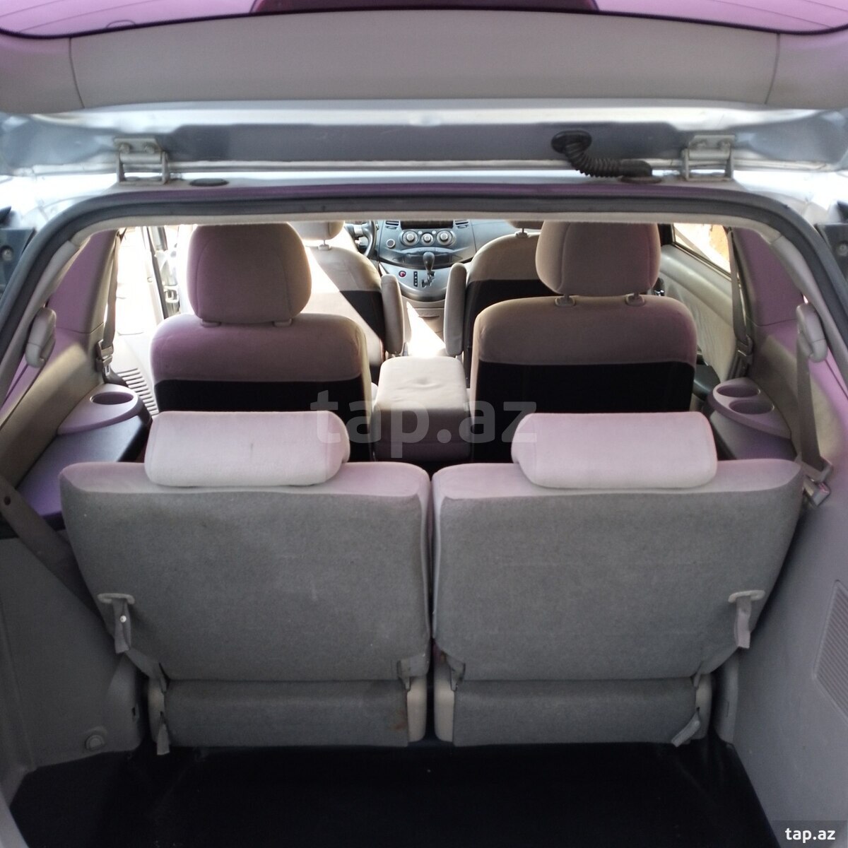 Mitsubishi Chariot Grandis, 2006 il (9)
