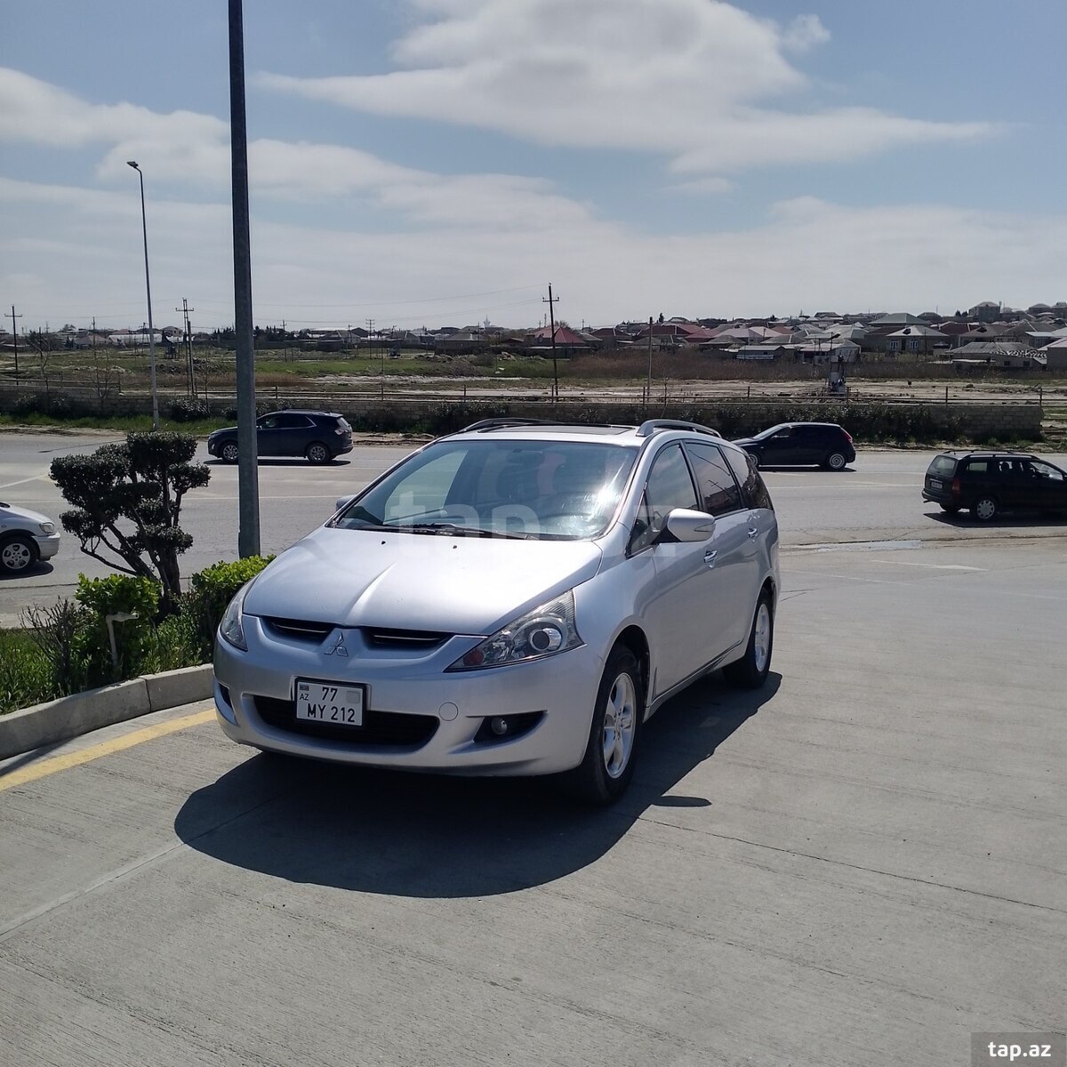 Mitsubishi Chariot Grandis, 2006 il (4)