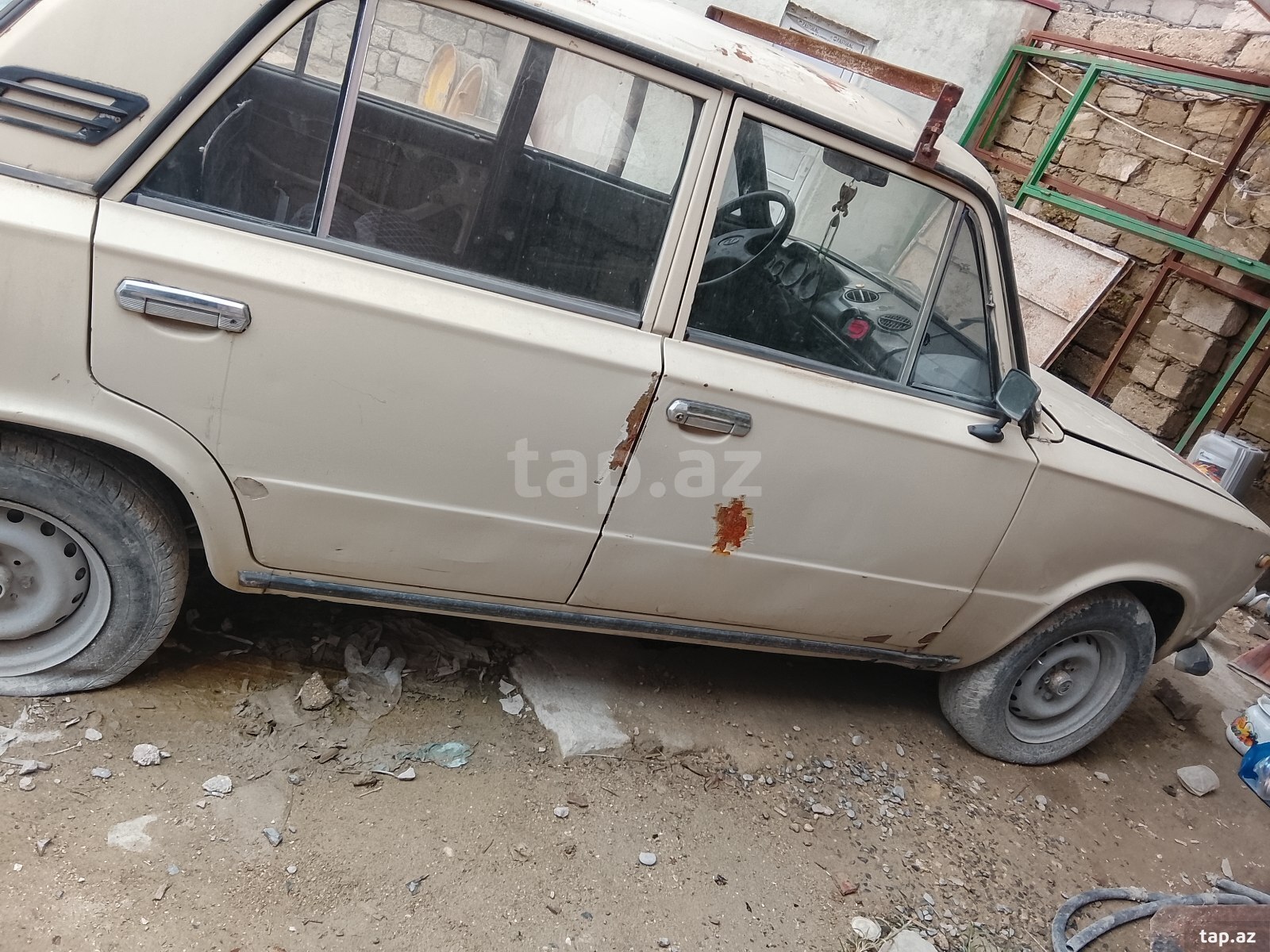 LADA (VAZ) 21011, 1971 il (2)