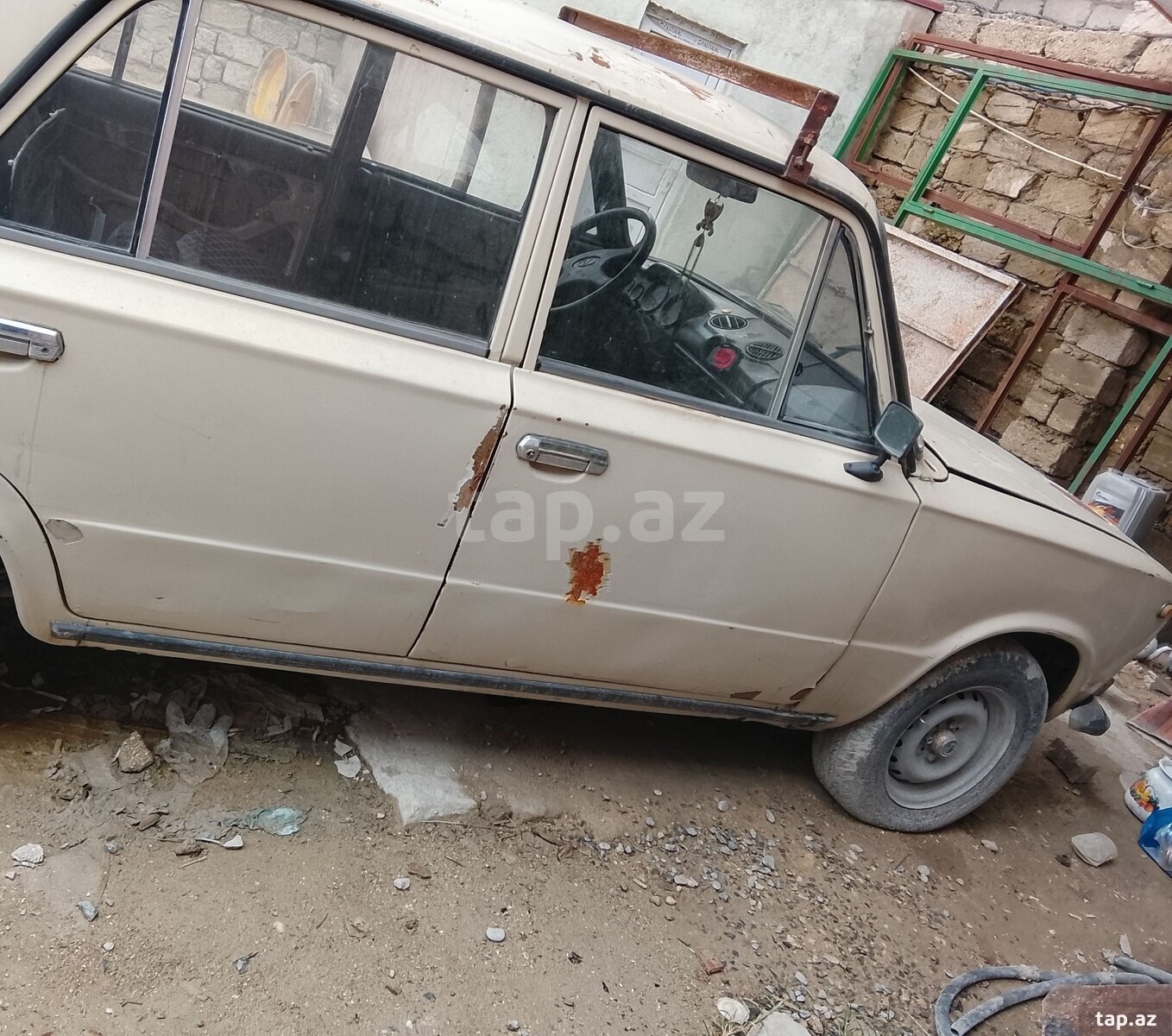 LADA (VAZ) 21011, 1971 il