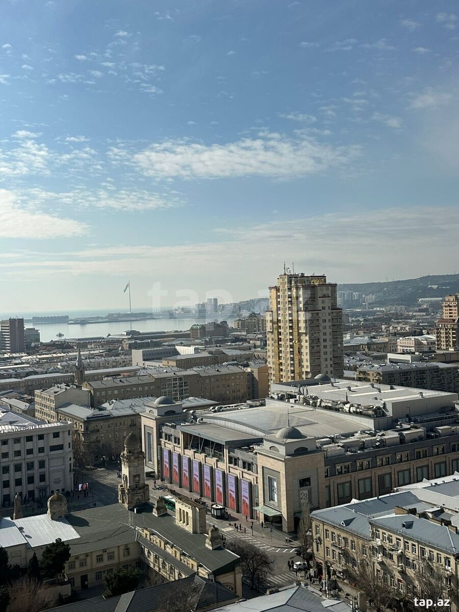 3-otaqlı yeni tikili, 28 May m., 138.4 m²