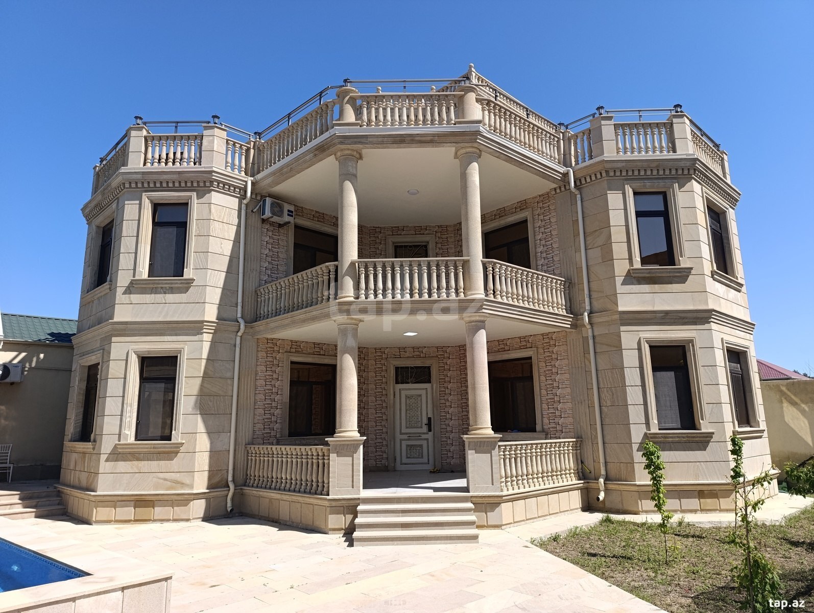 Bağ evi, Novxanı qəs.