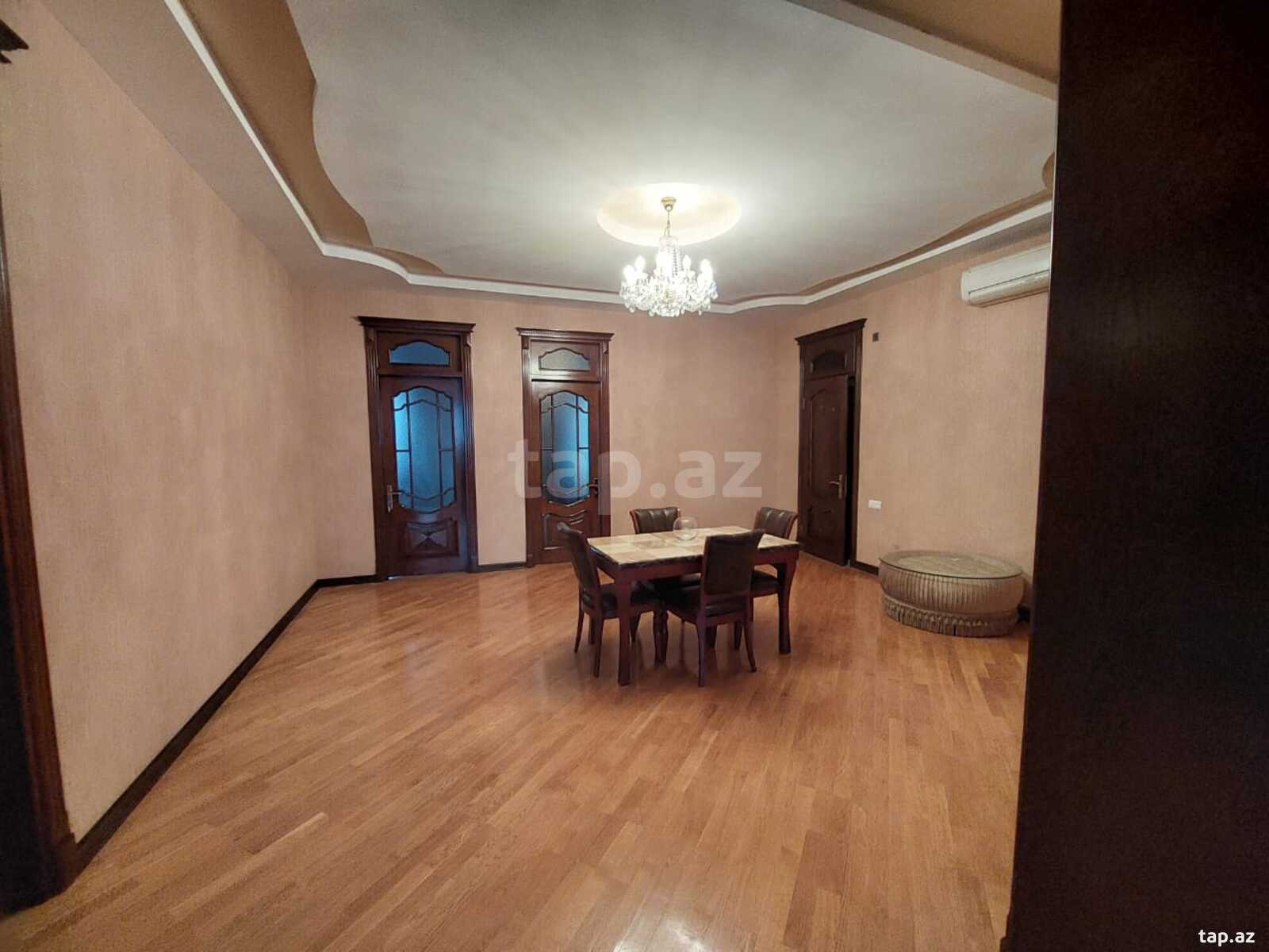 Villa, Gəncə ş. (10)