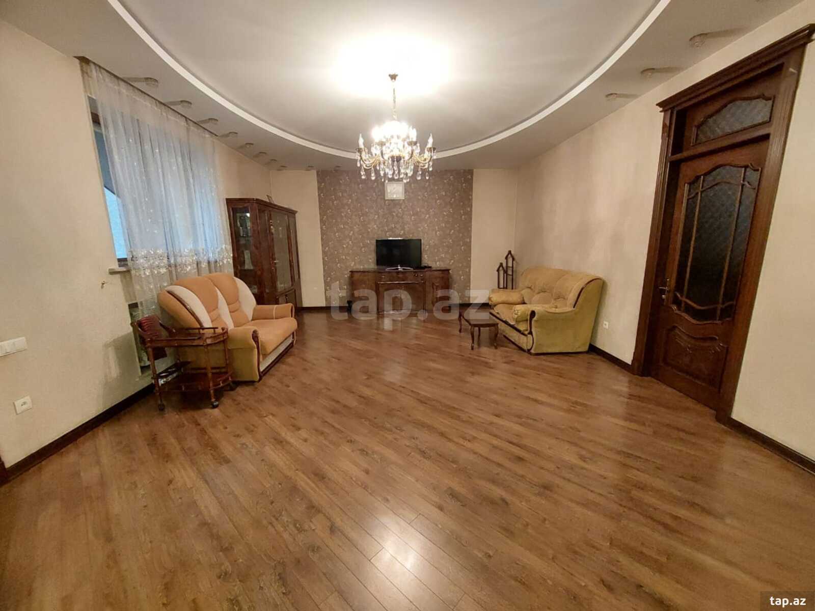 Villa, Gəncə ş. (18)