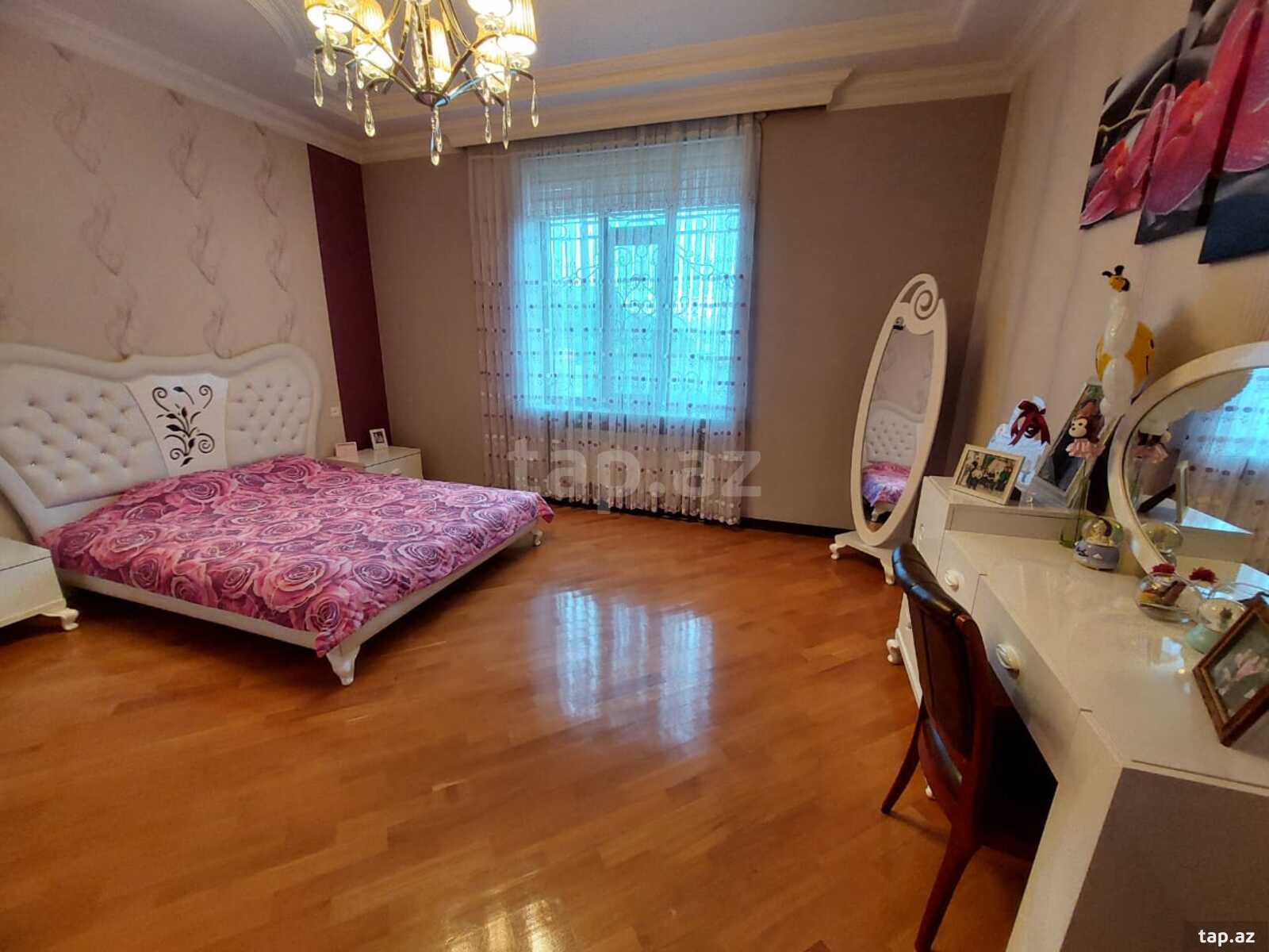Villa, Gəncə ş. (15)