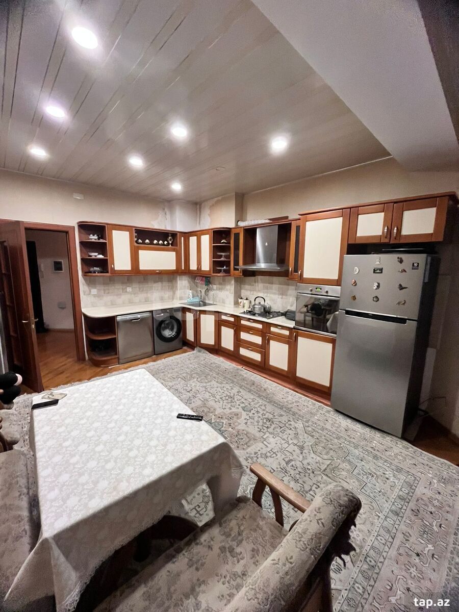4-otaqlı yeni tikili, Sabit Rəhman küç., 200 m² (8)