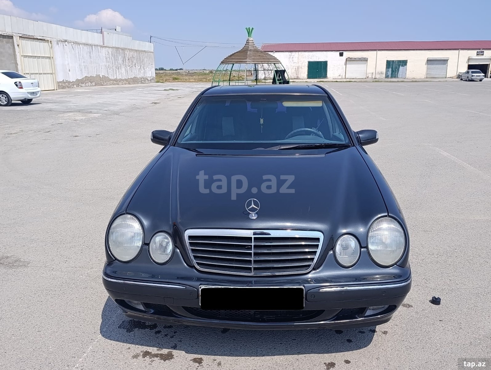 Mercedes E 320, 2000 il (8)