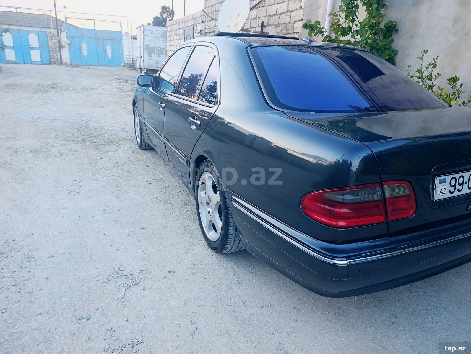 Mercedes E 320, 2000 il (7)