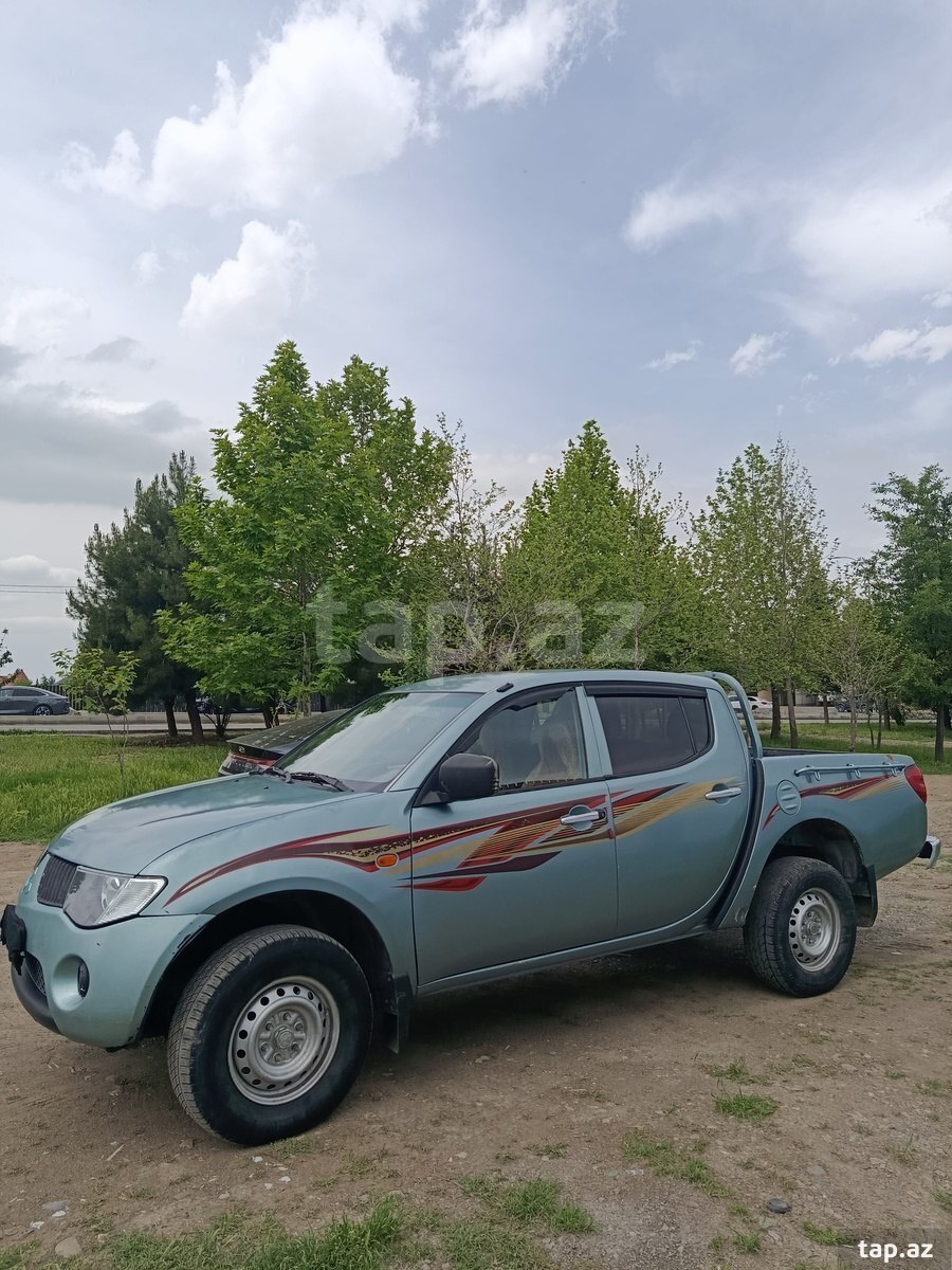 Mitsubishi L 200, 2007 il (5)
