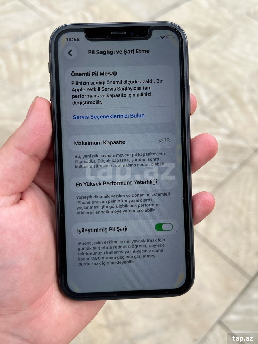 Apple iPhone 11 Black 64GB/4GB (5)