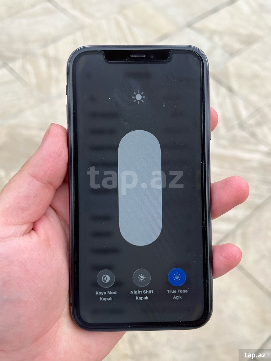 Apple iPhone 11 Black 64GB/4GB (3)