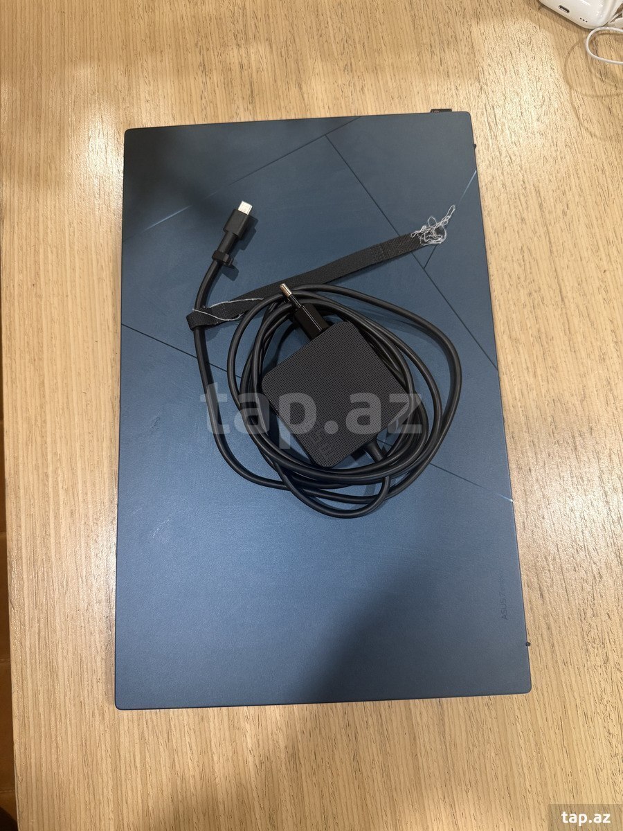 Asus ZenBook 15 OLED (2)