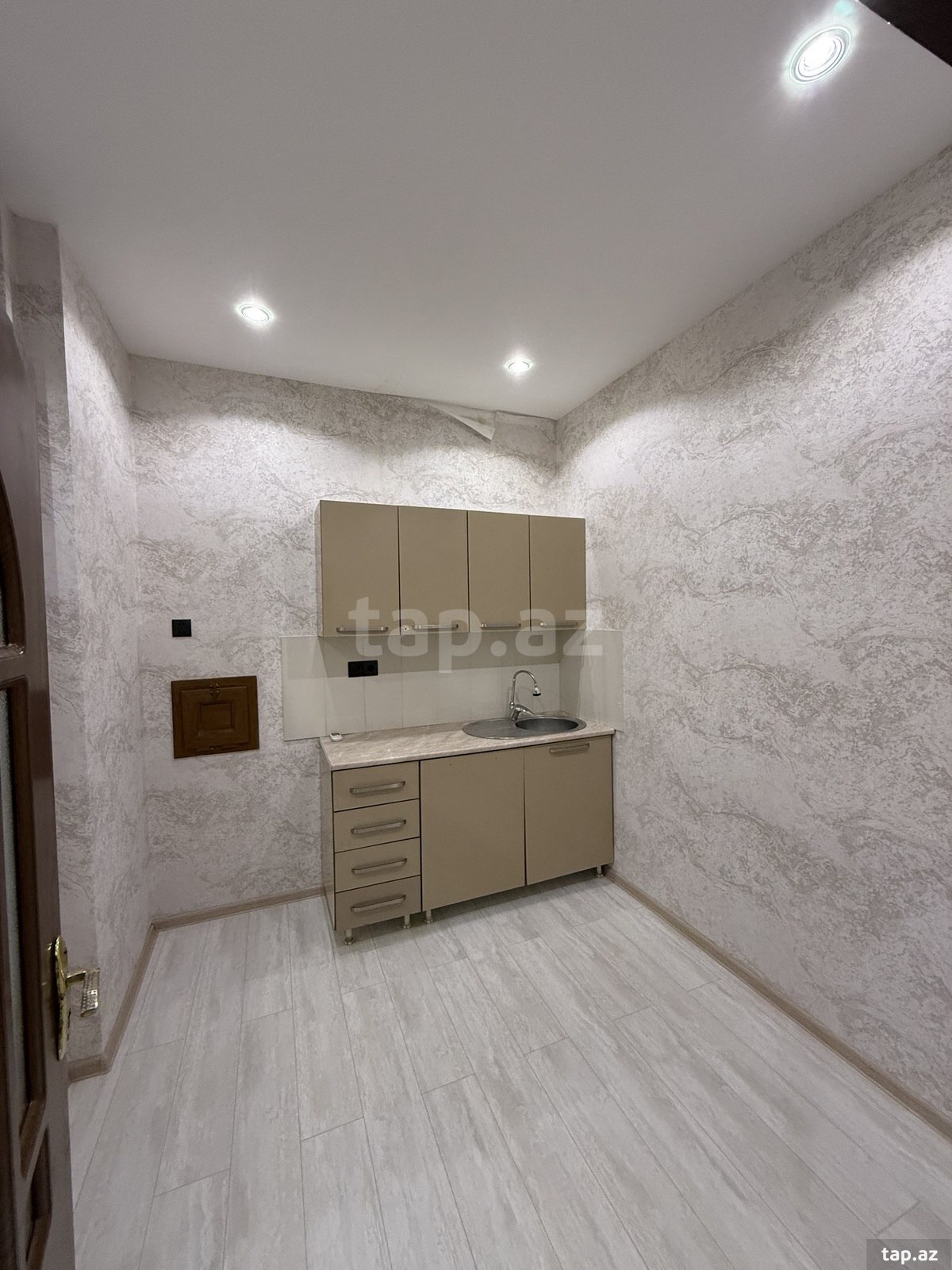 4-otaqlı yeni tikili, M.Əcəmi m., 130 m² (6)