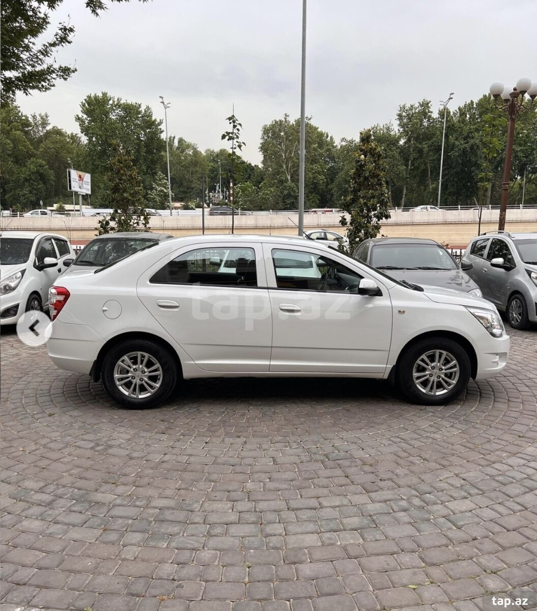 Chevrolet Cobalt, 2026 il (4)