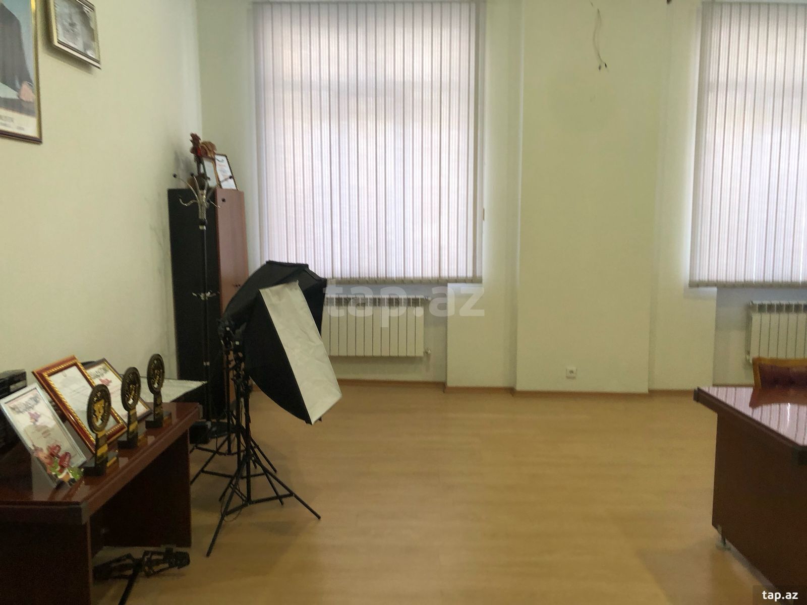 Ofis icarəyə verilir, Gənclik m. (9)