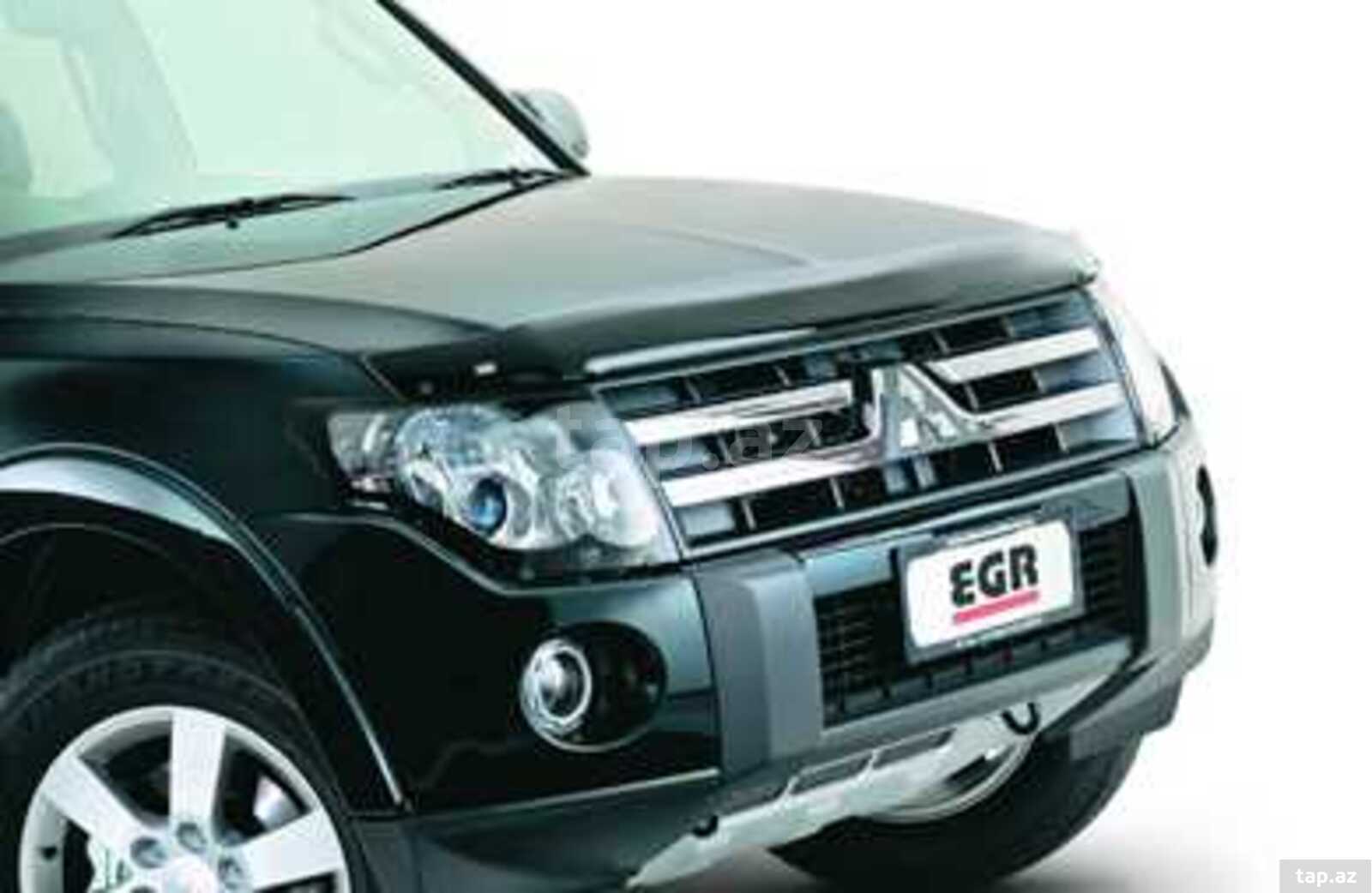 "Mitsubishi Pajero 4" kapot üçün küləkliyi (4)