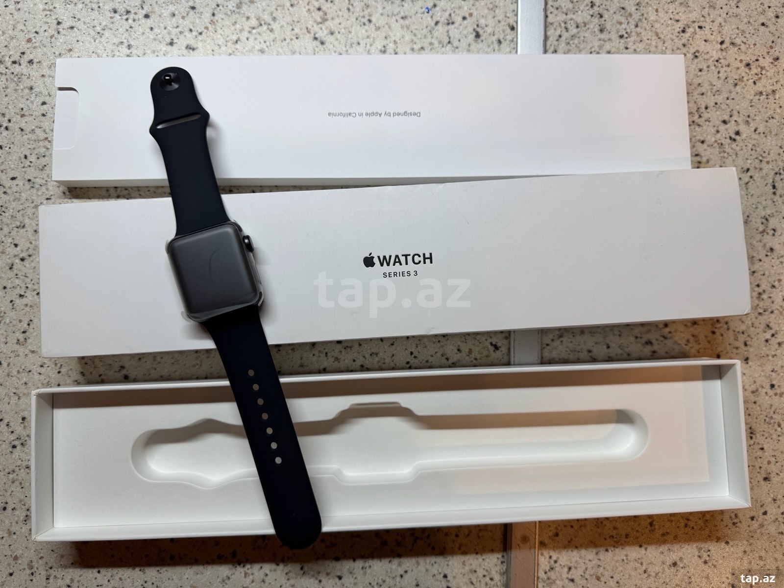 Apple Watch Series 3 Aluminum Space Gray 38mm (3)