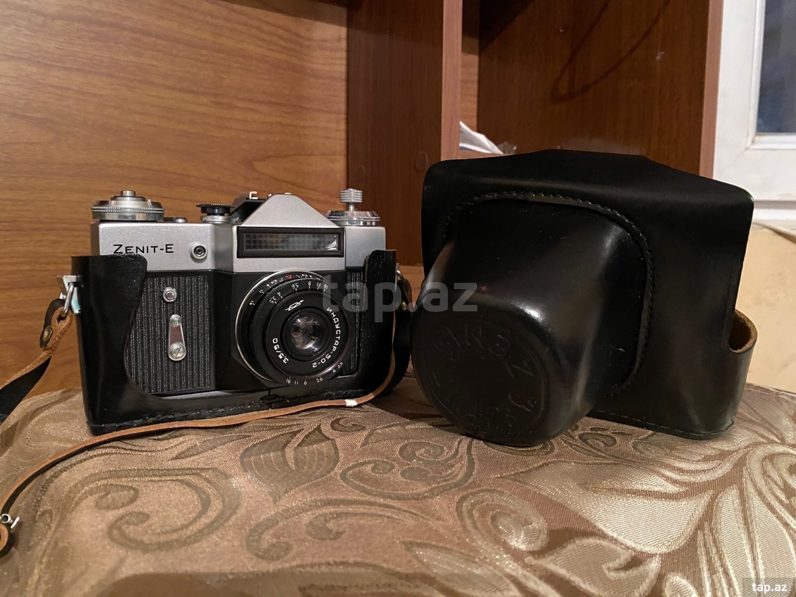 Fotoaparat Zenit E (2)