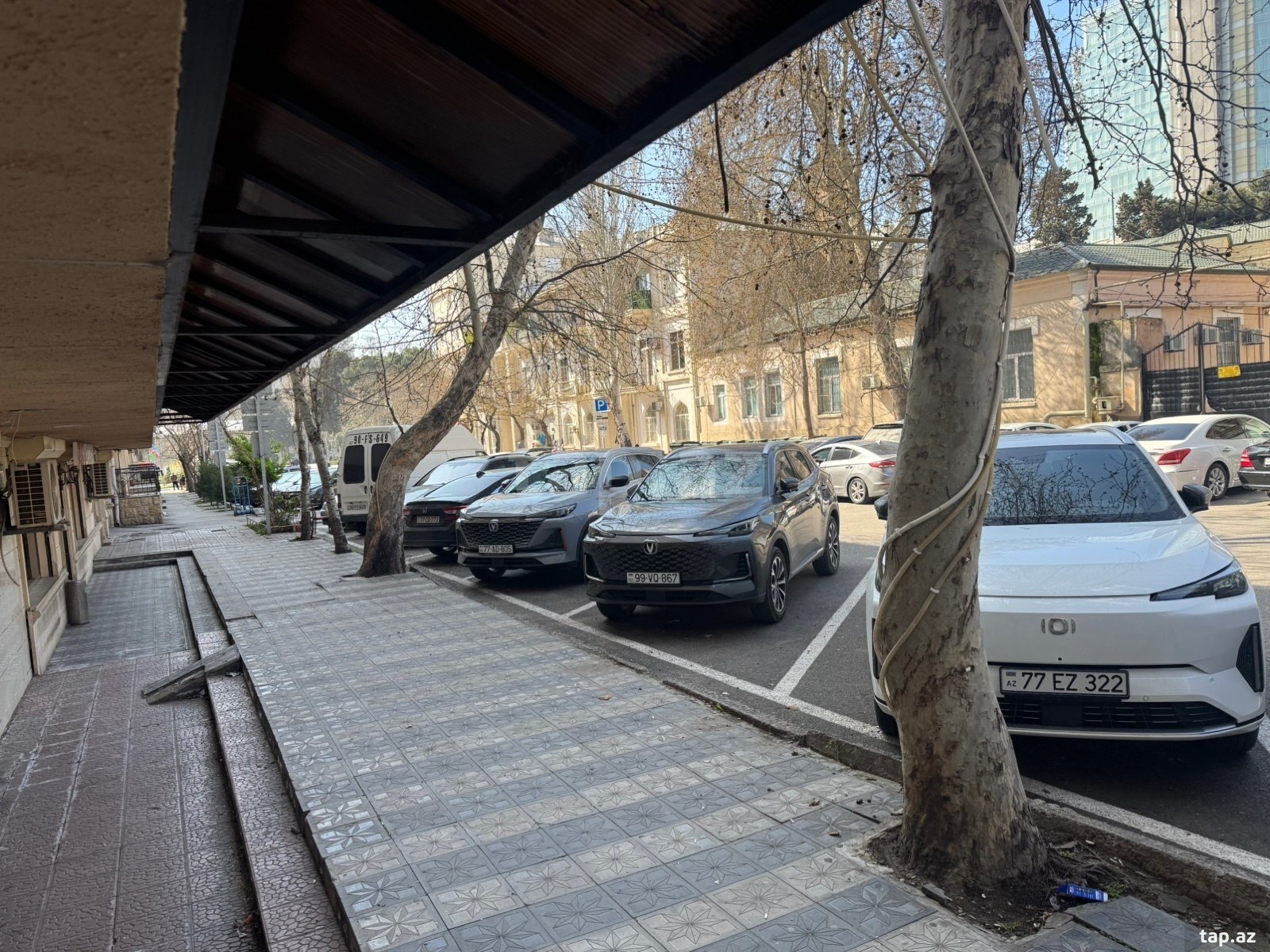Obyekt icarəyə verilir, 28 may Metro yaxınlığı (2)