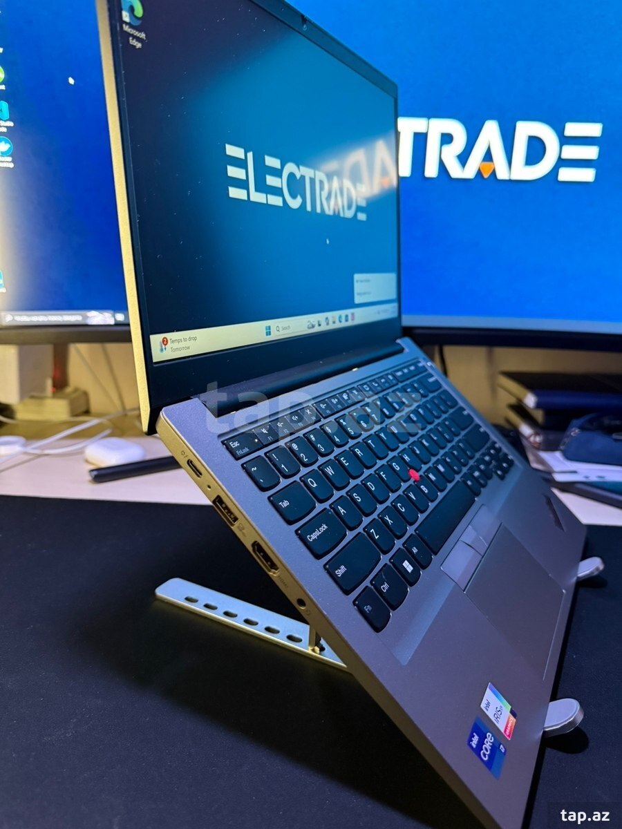 Lenovo Thinkpad e14 gen 4 40GB ram (2)