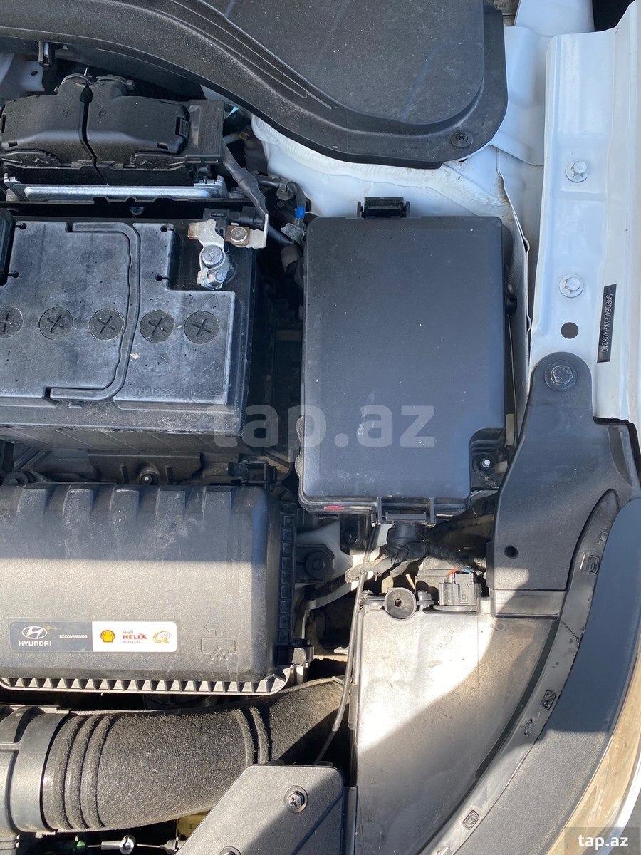 Hyundai Elantra, 2018 il (12)