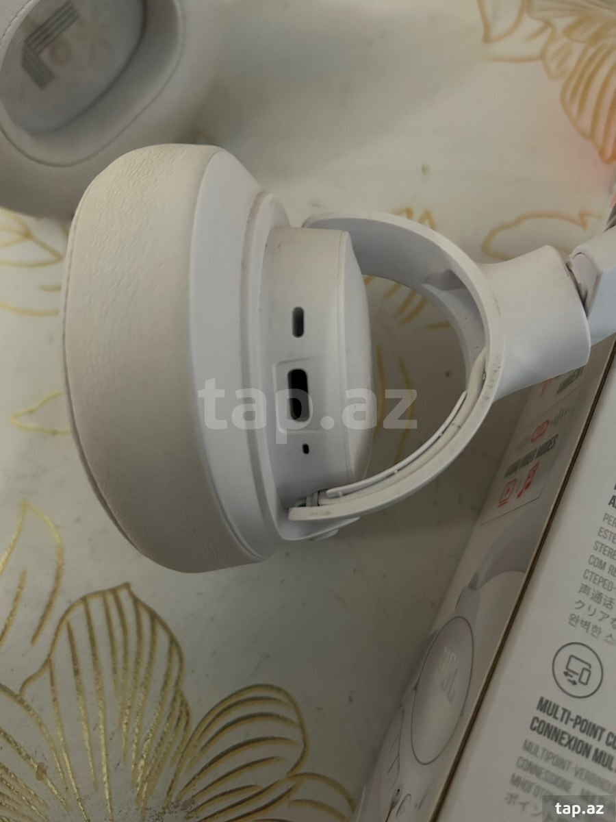 Qulaqlıq JBL Tune 770NC  (5)
