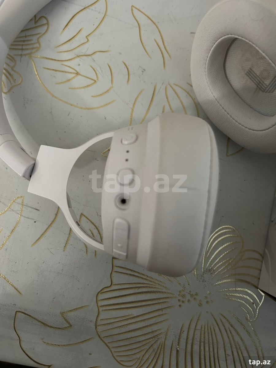 Qulaqlıq JBL Tune 770NC  (6)