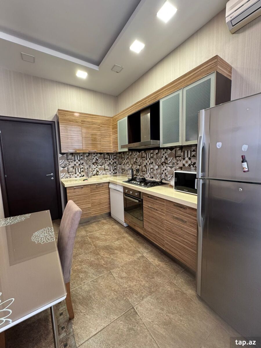 3-otaqlı yeni tikili, Elmlər Akademiyası m., 174 m² (18)