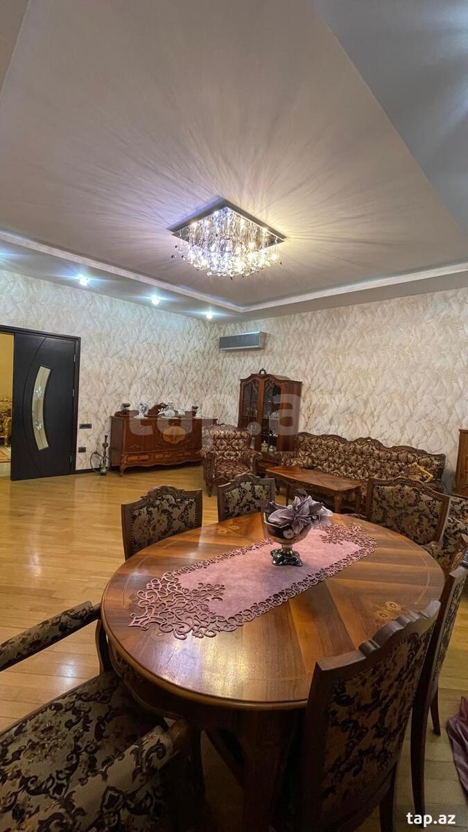 4-otaqlı yeni tikili, R.Behbudov küç., 180 m²