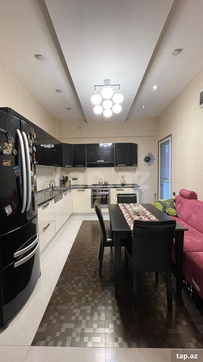4-otaqlı yeni tikili, R.Behbudov küç., 180 m² (3)
