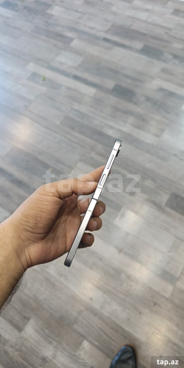 Samsung Galaxy Z Flip 6 Silver Shadow 256GB/12GB (3)