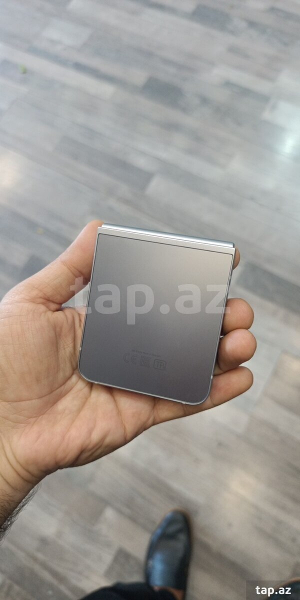 Samsung Galaxy Z Flip 6 Silver Shadow 256GB/12GB (13)