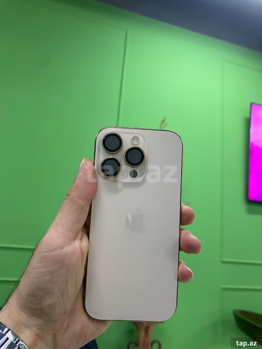 Apple iPhone 16 Pro Desert Titanium 1TB/8GB (2)
