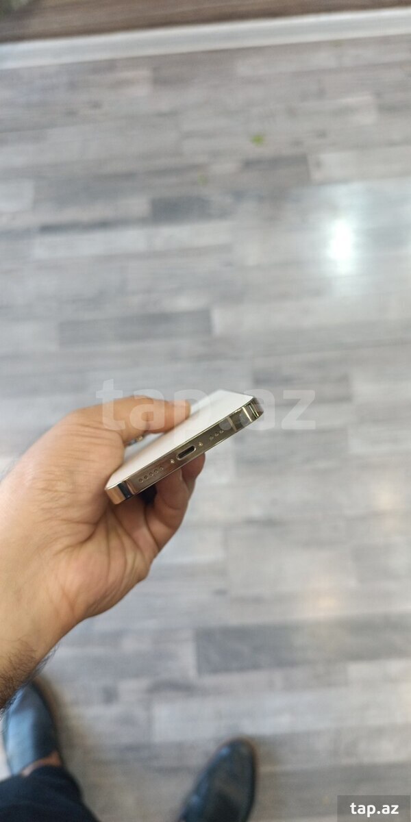 Apple iPhone 13 Pro Gold 128GB/6GB (7)
