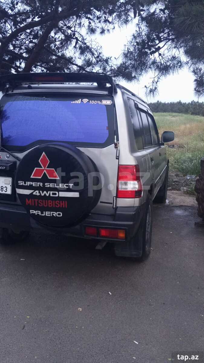 Mitsubishi Pajero io, 2000 il (6)