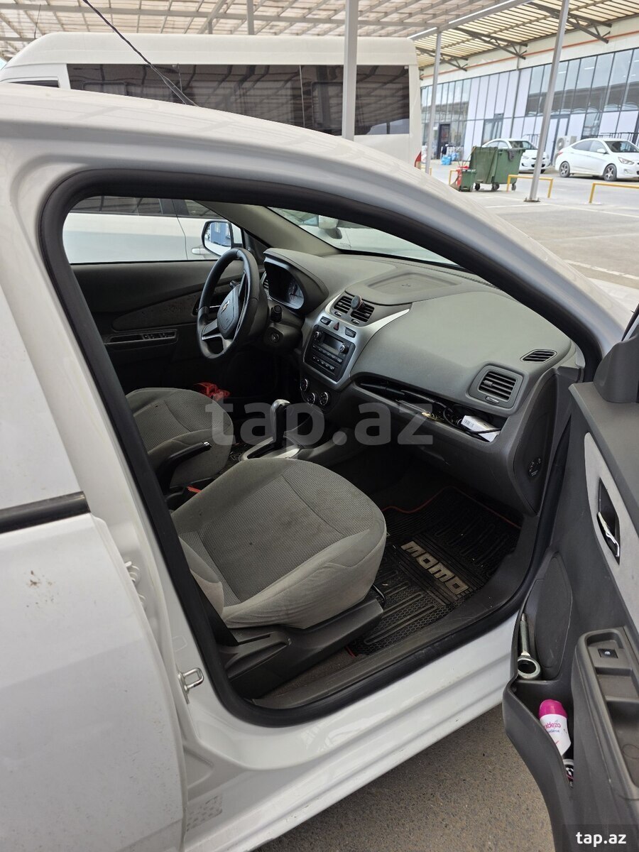 Chevrolet Cobalt, 2024 il (6)