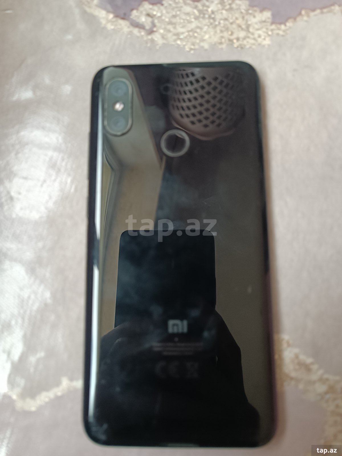 Xiaomi Mi 8 Black 128GB/6GB (2)