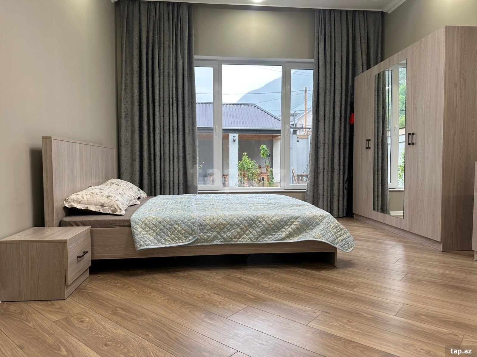 Villa kirayə verilir, Qax r. (25)
