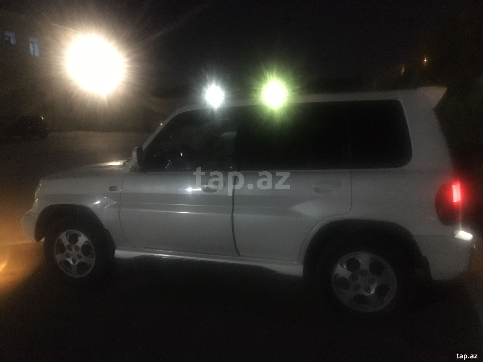 Mitsubishi Pajero io, 1999 il (8)