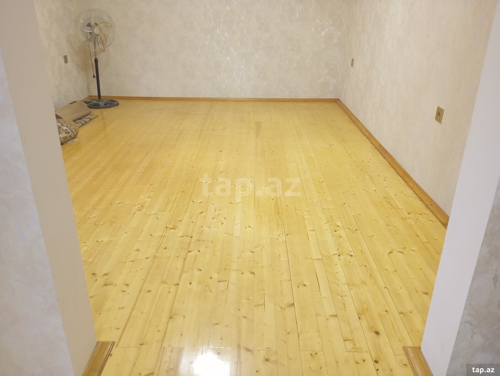 Bağ evi kirayə verilir, Pirşağı qəs.