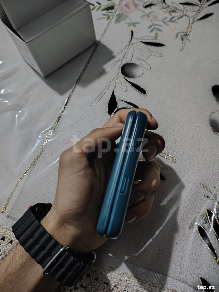 Nokia 2660 Flip Blue (5)