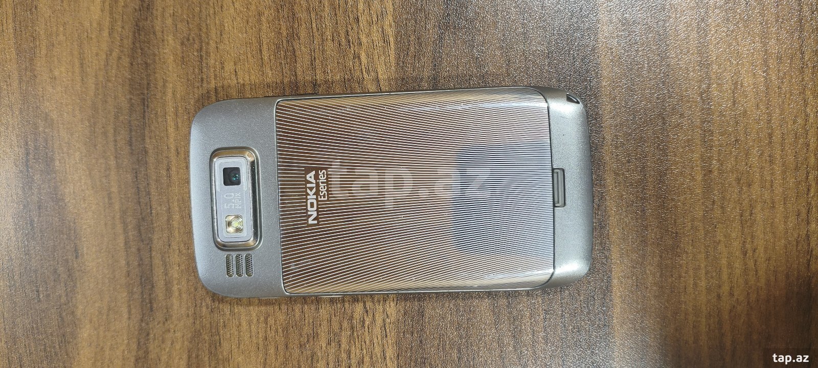 Nokia E72 Metal Grey (2)