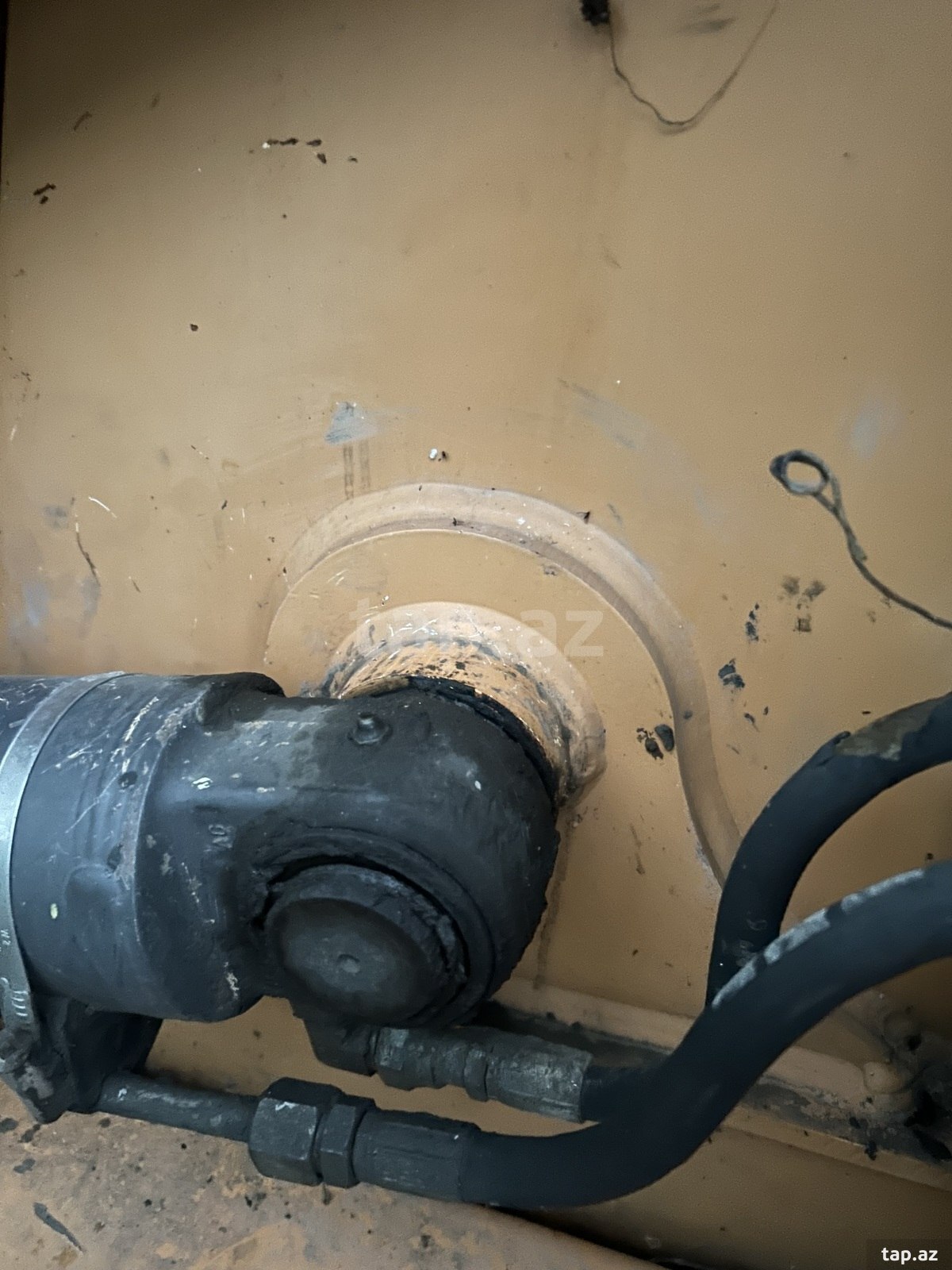 Ekskavator Case, 2013 il (6)