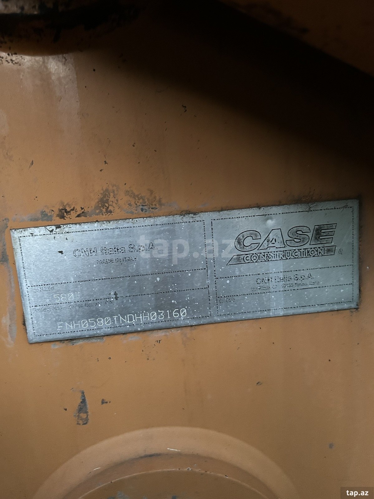 Ekskavator Case, 2013 il (8)