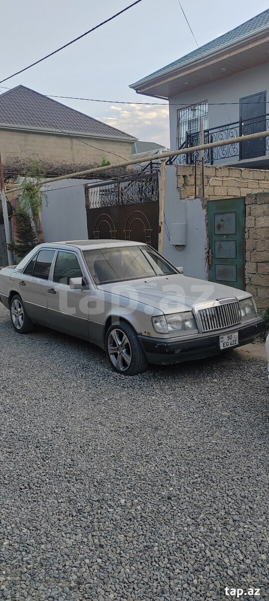 Mercedes 200 D, 1990 il