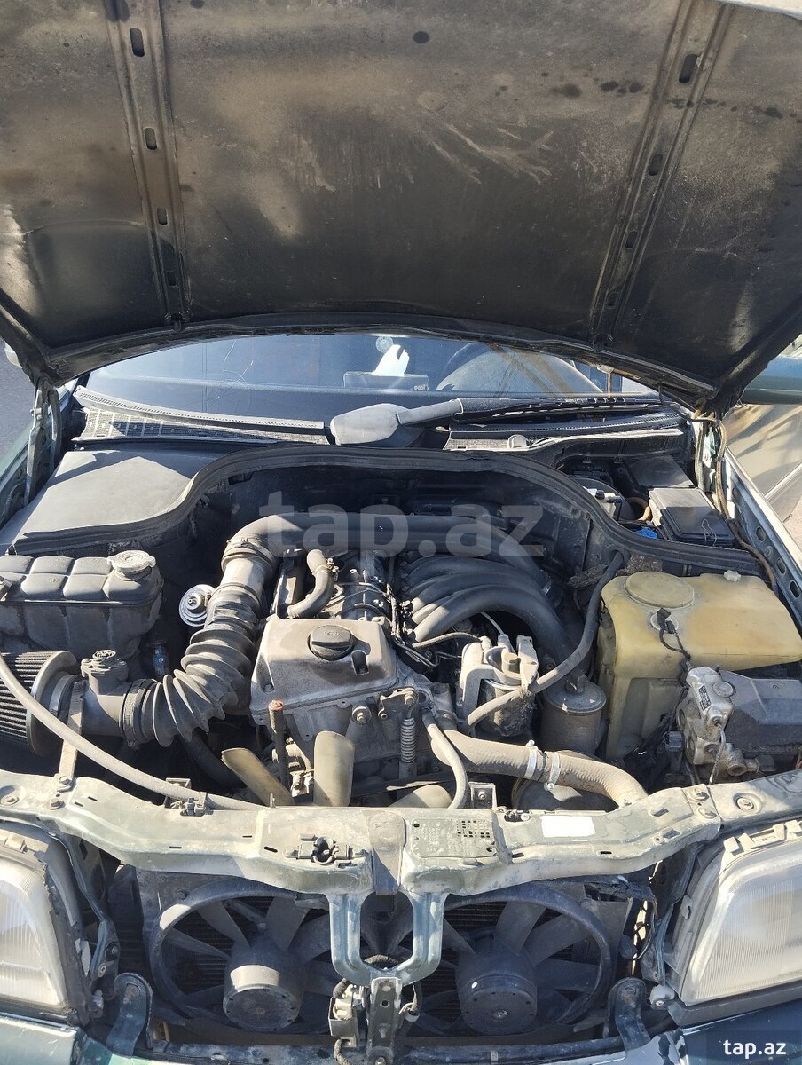 Mercedes C 220, 1993 il (12)