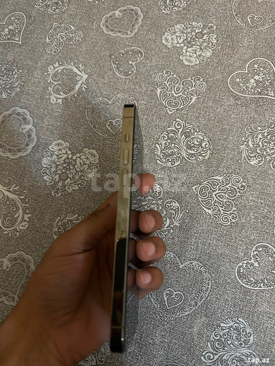 Apple iPhone 14 Pro Max Gold 128GB/6GB (3)