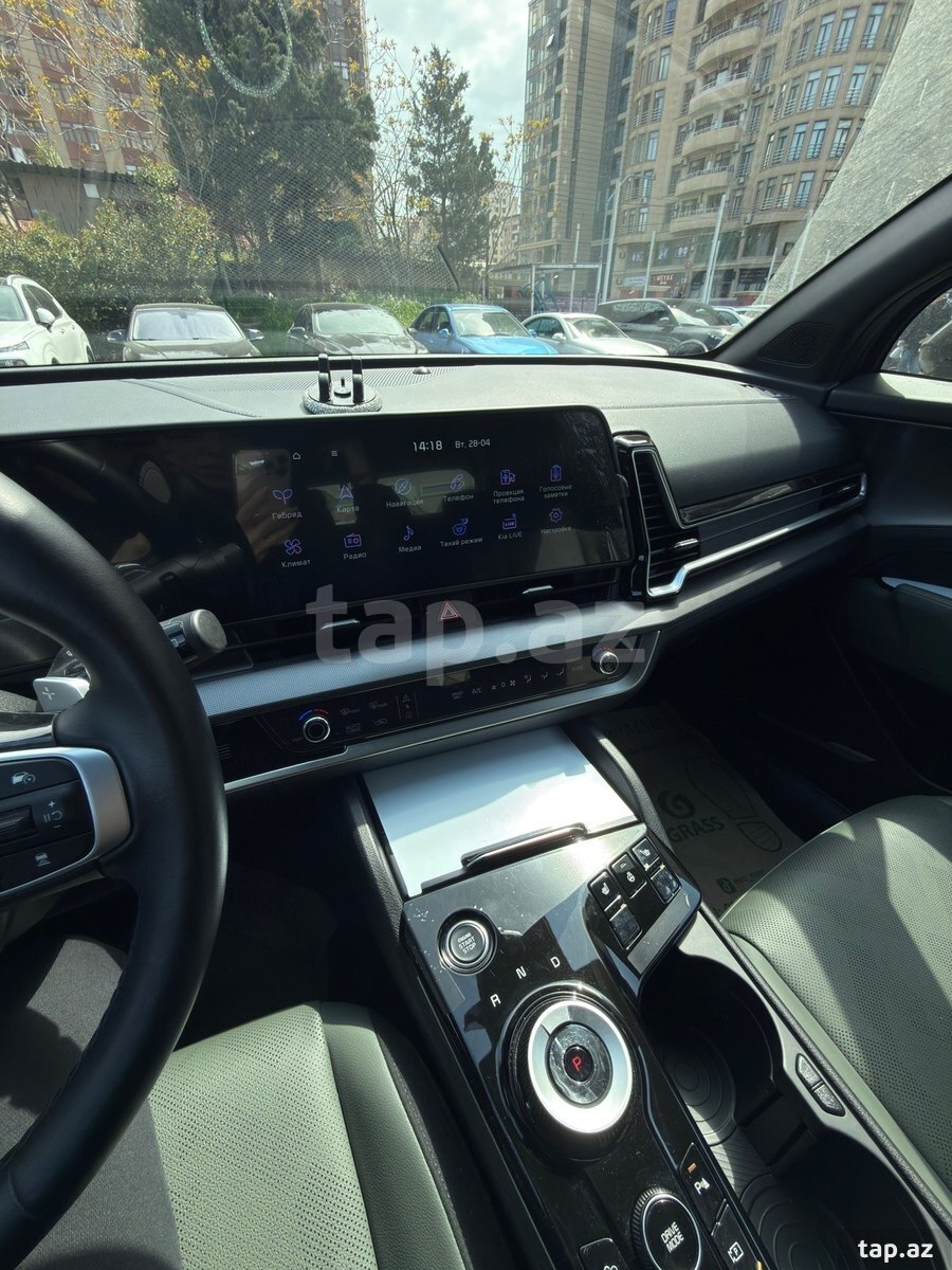 KIA Sportage, 2024 il (4)