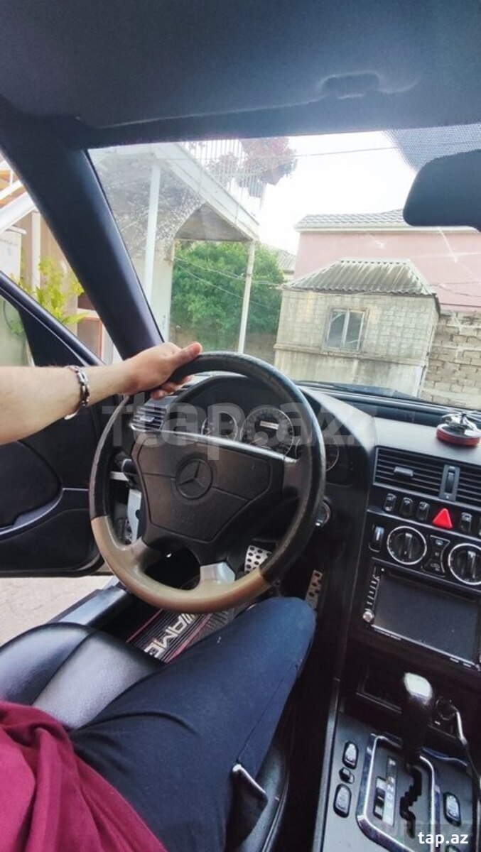 Mercedes C 280, 1995 il (15)