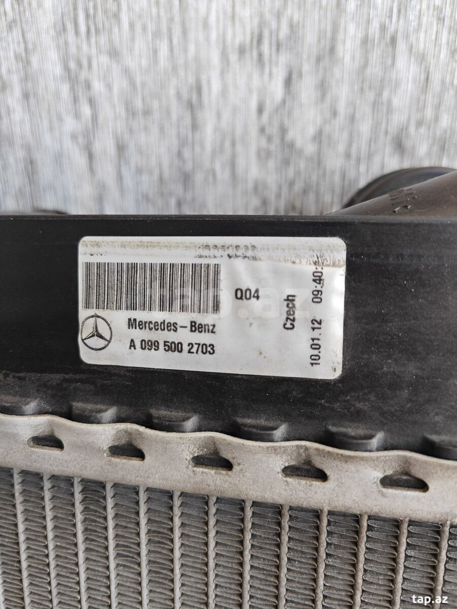 "Mercedes W212 W204" su radiatoru (4)
